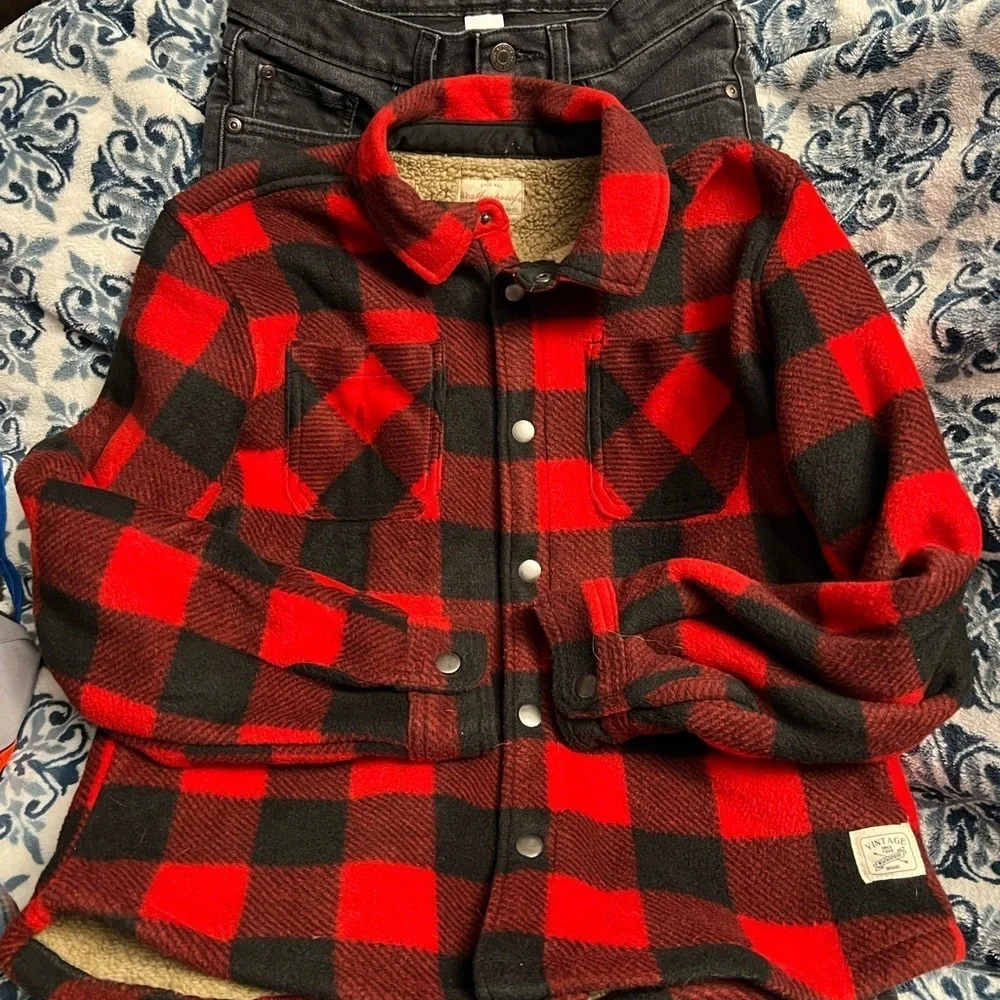 Youth Winter Lot Boys Sz 12 Black Jeans, sz M Black and Red Flannel and T-shirt